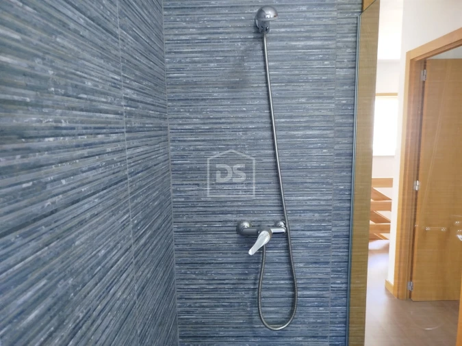 Moradia T5 para Venda em Buarcos Foto 62