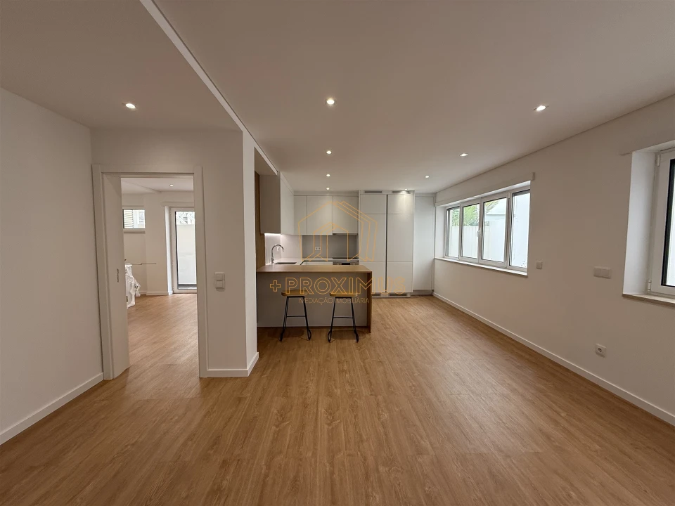 Apartamento T3 para Venda em Buarcos Foto 4