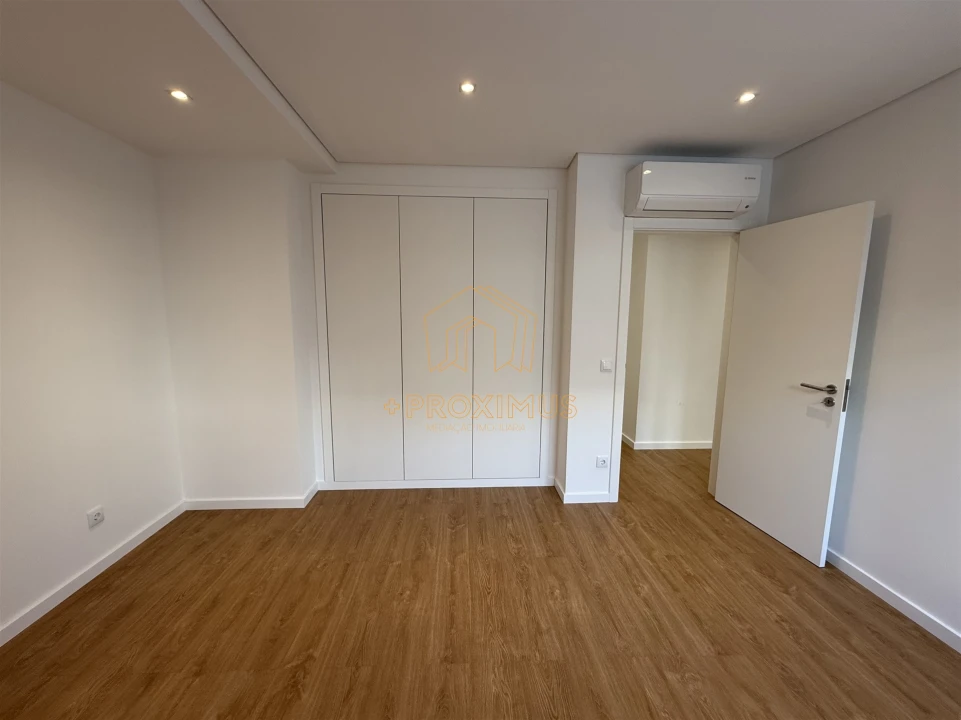 Apartamento T3 para Venda em Buarcos Foto 13