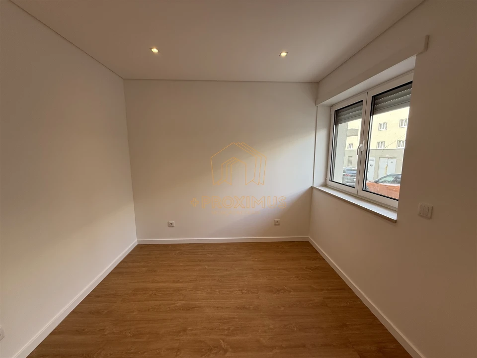 Apartamento T3 para Venda em Buarcos Foto 15