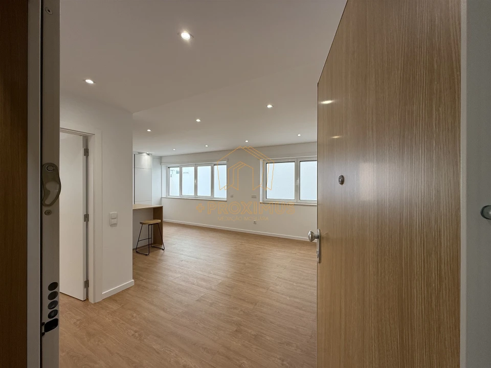 Apartamento T3 para Venda em Buarcos Foto 1