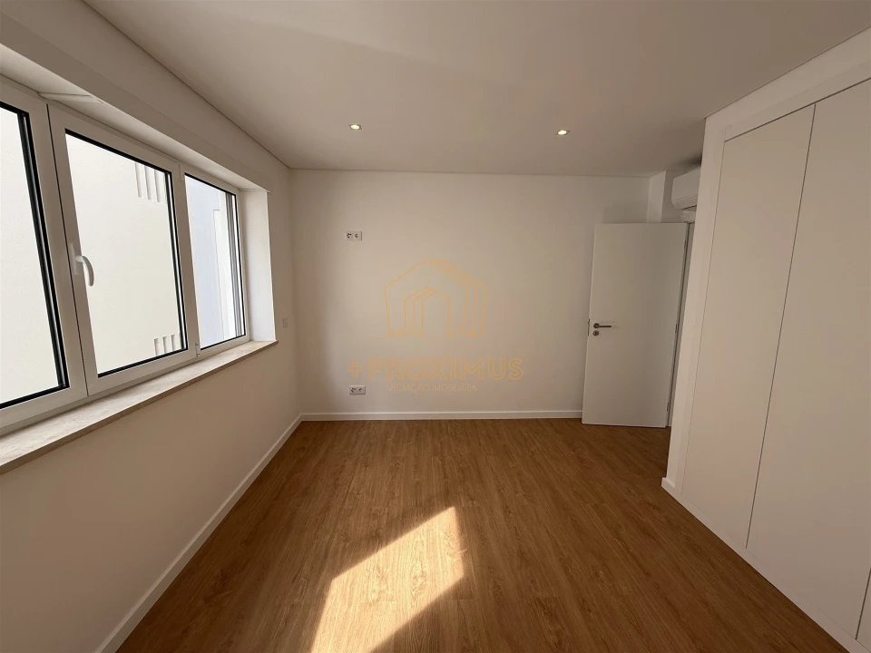 Apartamento T3 para Venda em Buarcos Foto 18