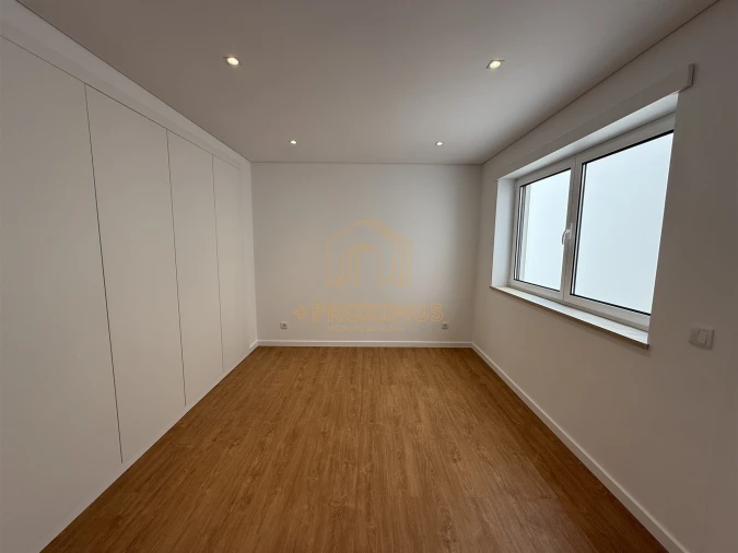 Apartamento T3 para Venda em Buarcos Foto 15