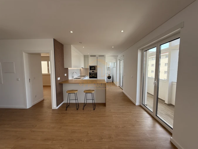 Apartamento T3 para Venda em Buarcos Foto 5