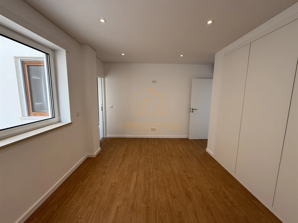 Apartamento T3 para Venda em Buarcos Foto 12