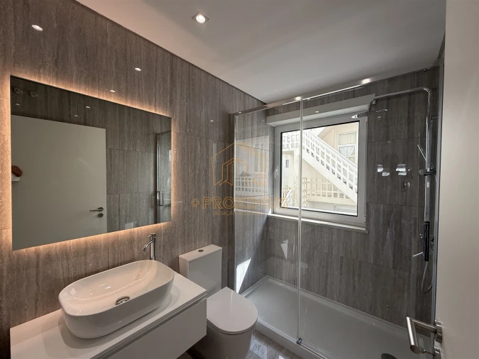 Apartamento T3 para Venda em Buarcos Foto 23