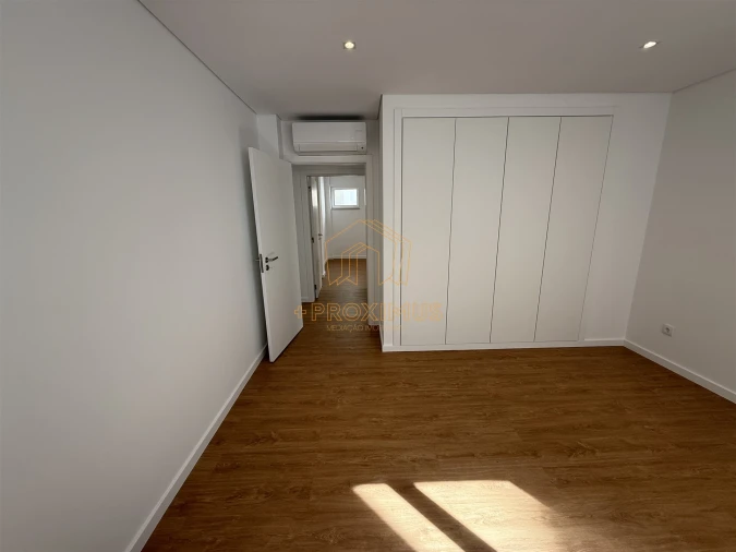 Apartamento T3 para Venda em Buarcos Foto 21