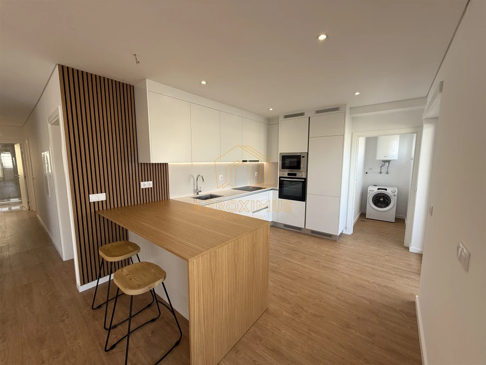 Apartamento T3 para Venda em Buarcos Foto 5