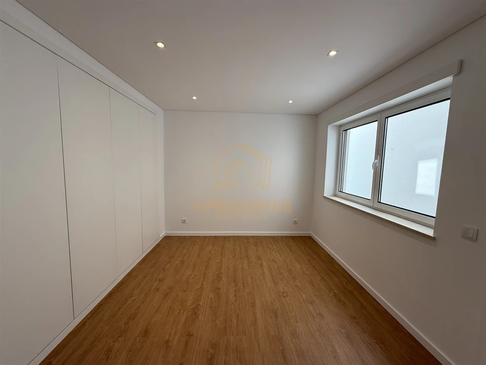 Apartamento T3 para Venda em Buarcos Foto 14