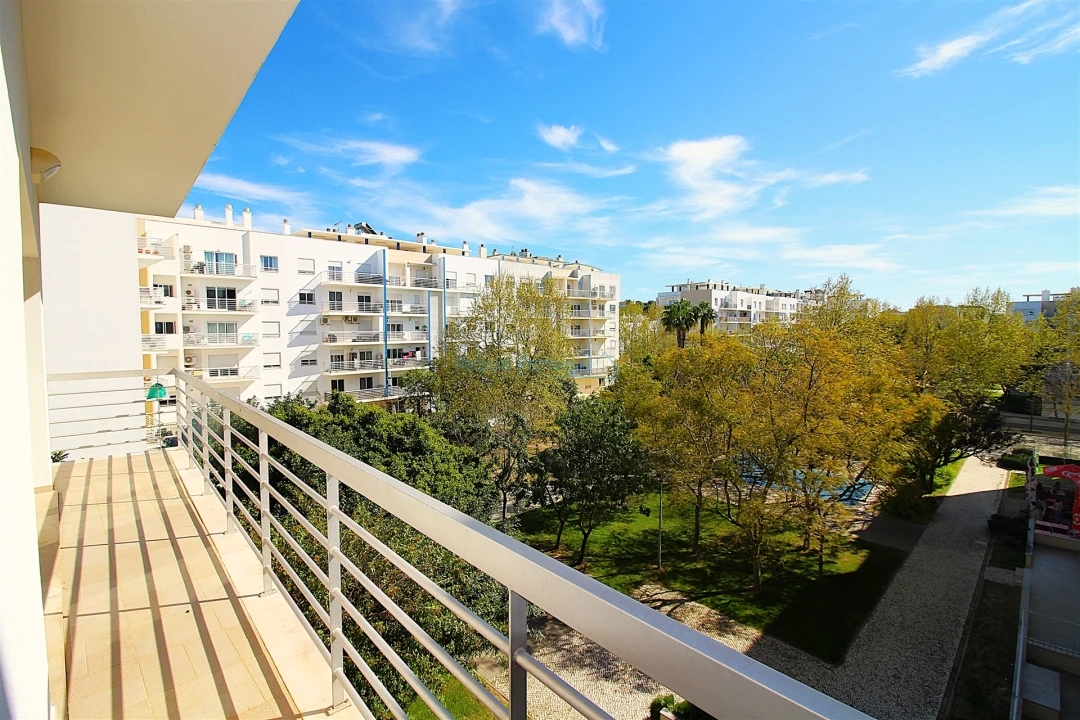 Apartamento T4 para Venda em Loule (São Clemente) Foto 3