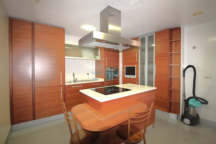 Apartamento T4 para Venda em Loule (São Clemente) Foto 2