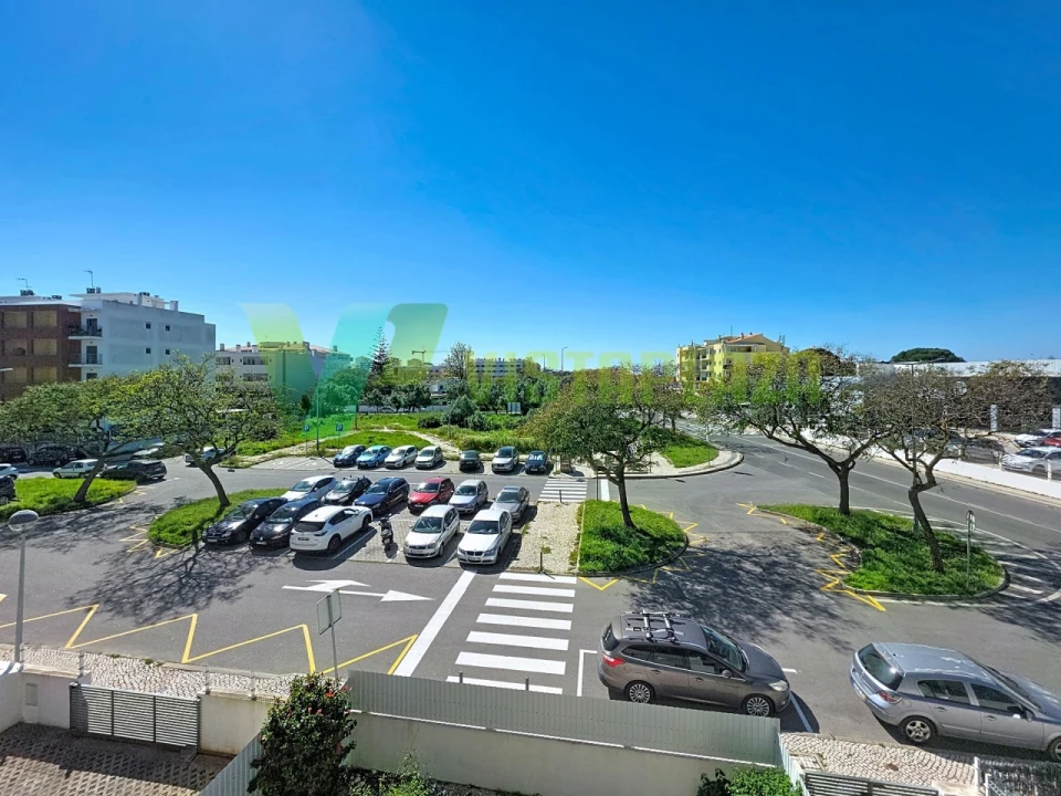 Apartamento T3 para Venda em Portimão Foto 7