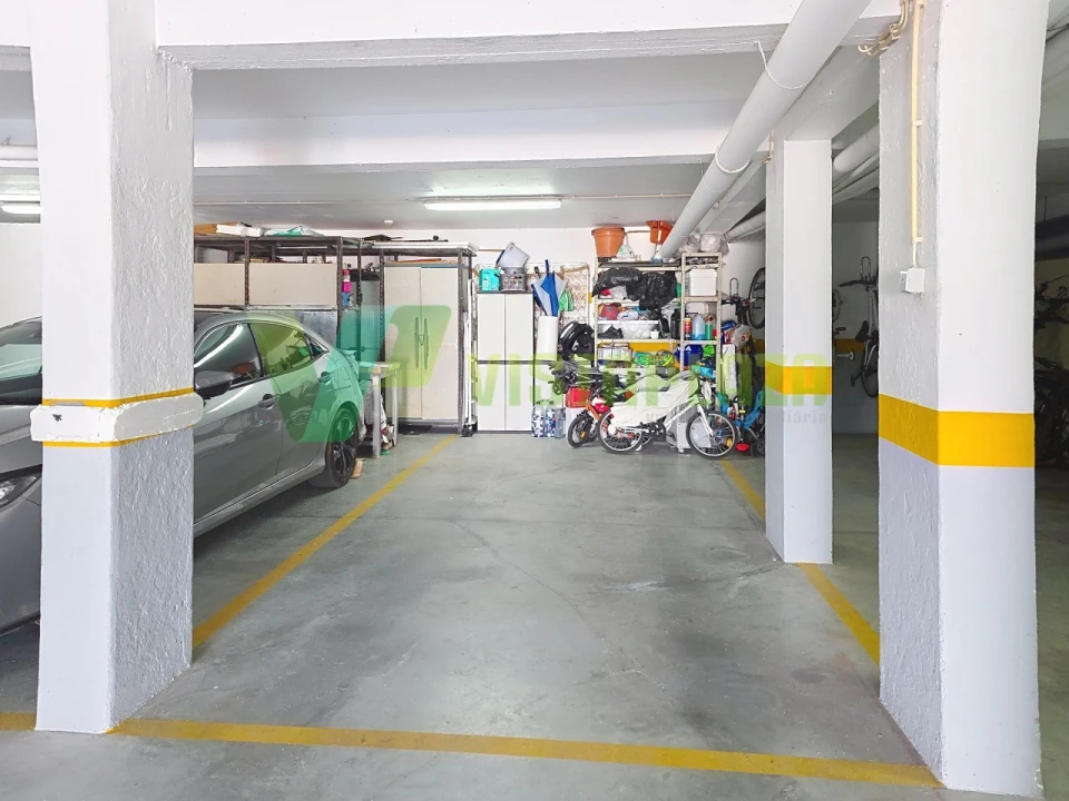 Apartamento T3 para Venda em Portimão Foto 20