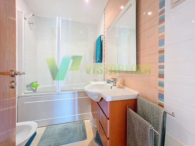 Apartamento T3 para Venda em Portimão Foto 11