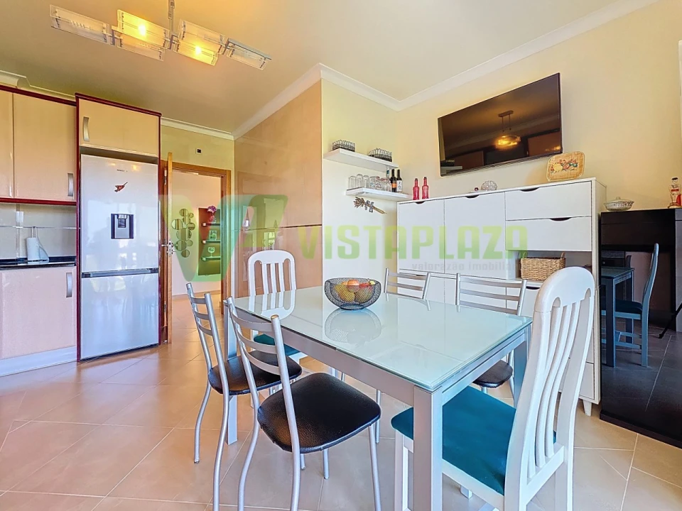 Apartamento T3 para Venda em Portimão Foto 3