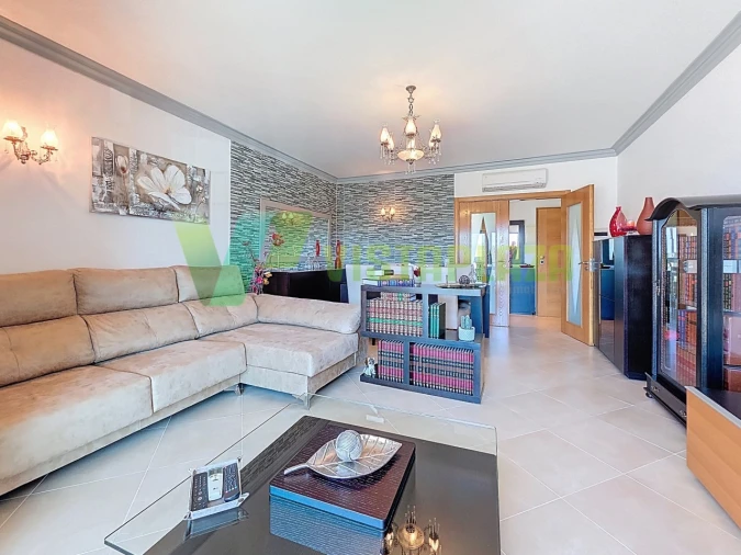 Apartamento T3 para Venda em Portimão Foto 5