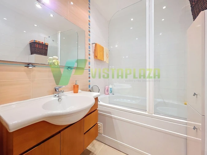 Apartamento T3 para Venda em Portimão Foto 7