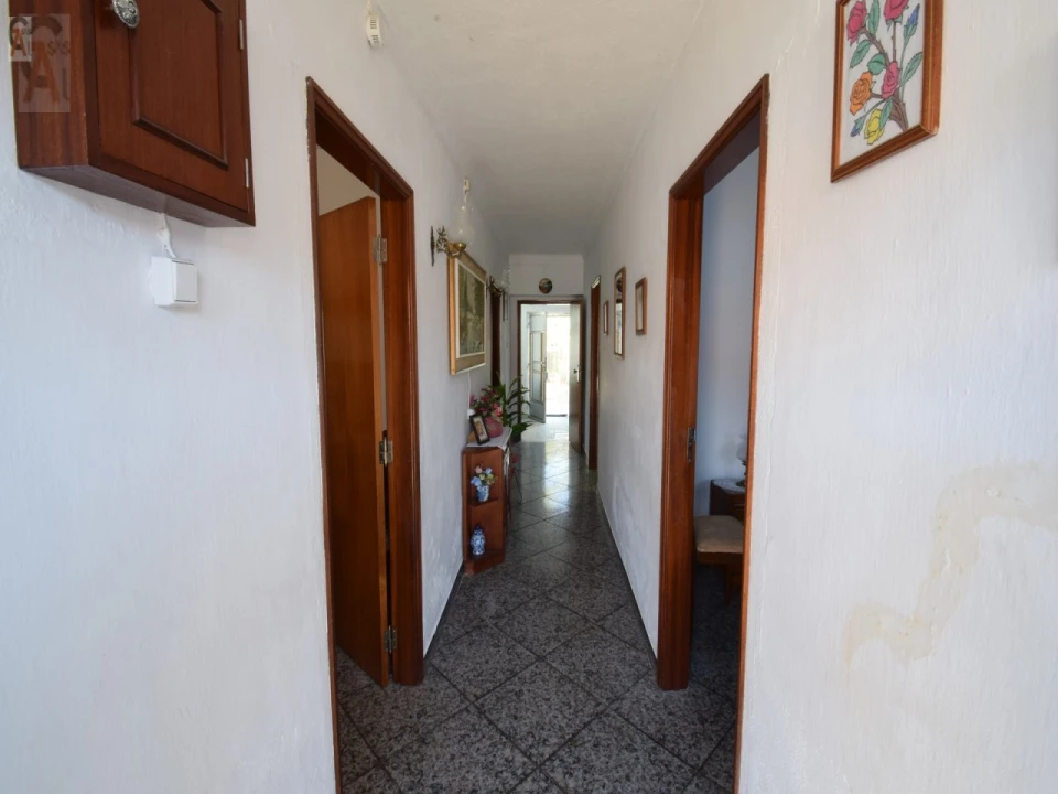 Moradia T2 para Venda em Esperança Foto 7