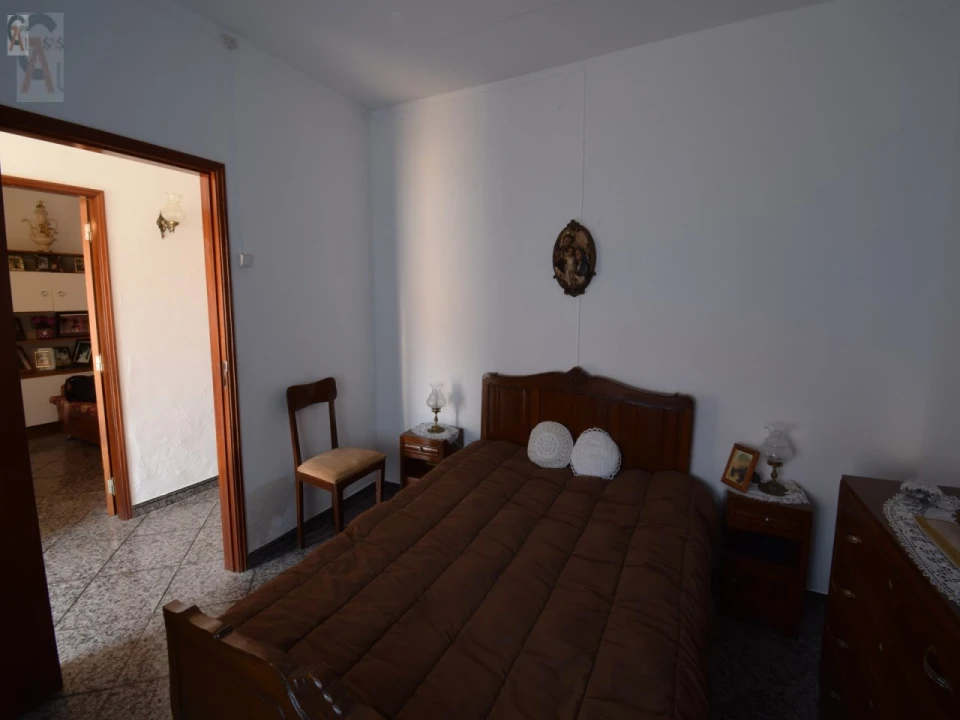 Moradia T2 para Venda em Esperança Foto 12