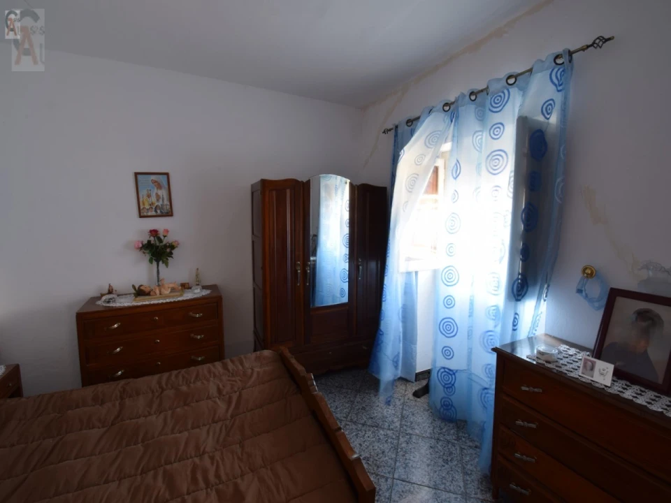 Moradia T2 para Venda em Esperança Foto 14