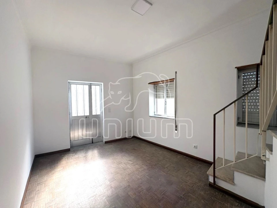 Moradia T2 para Venda em Darque Foto 10