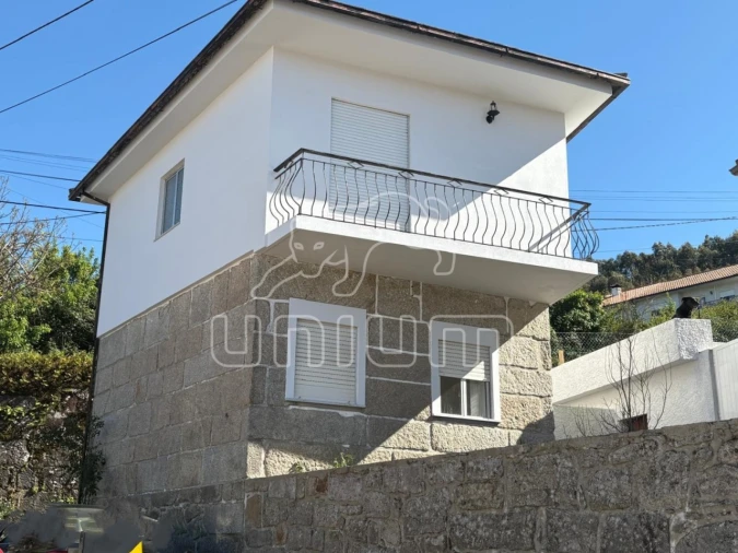 Moradia T2 para Venda em Darque Foto 5