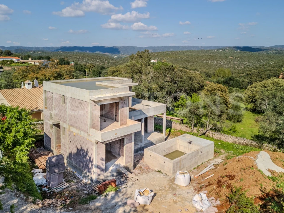 Moradia T3 para Venda em Salir Foto 12