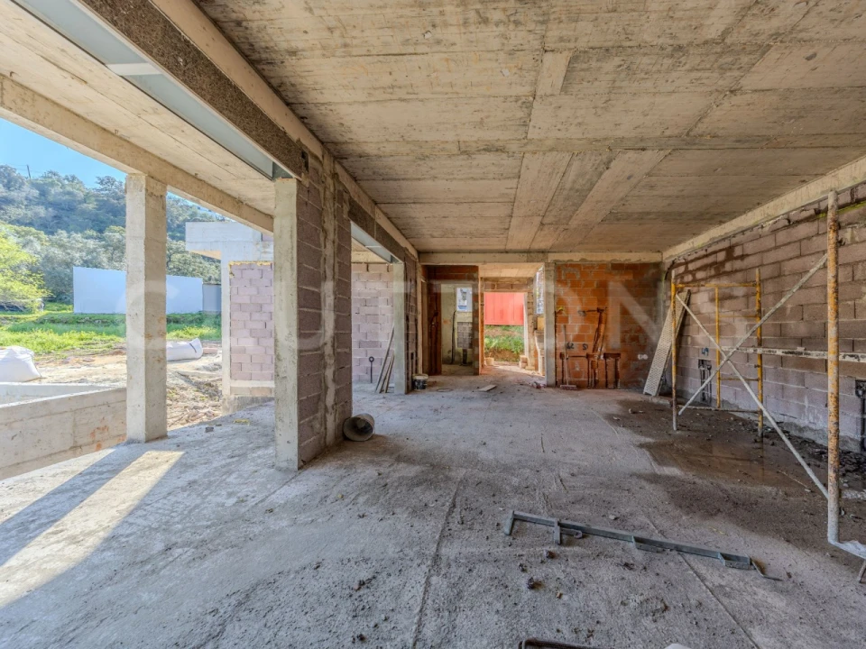 Moradia T3 para Venda em Salir Foto 19