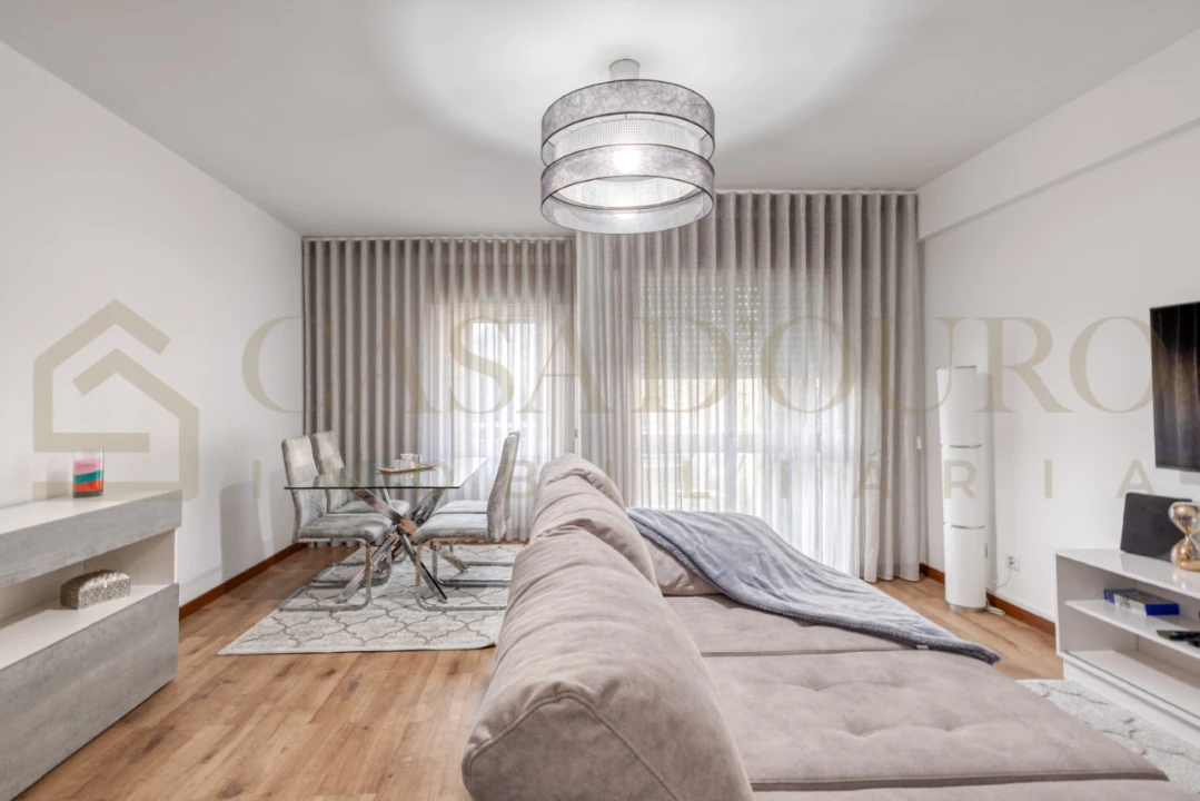 Apartamento T3 para Venda em Alfena Foto 2