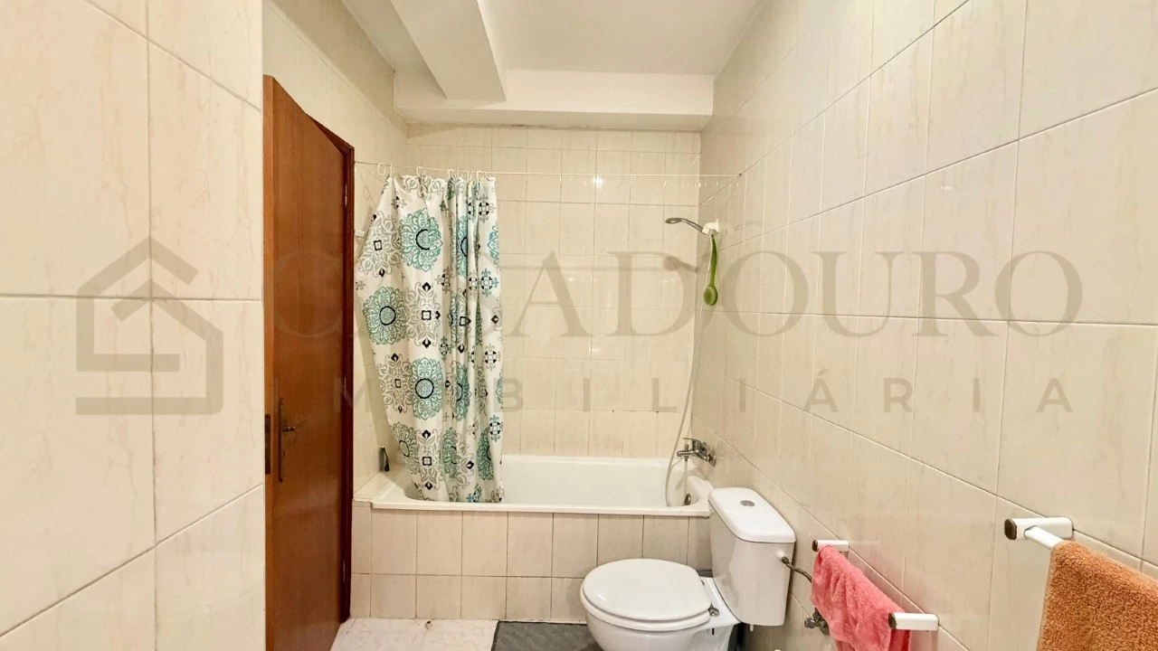 Apartamento para Venda em Alfena Foto 10