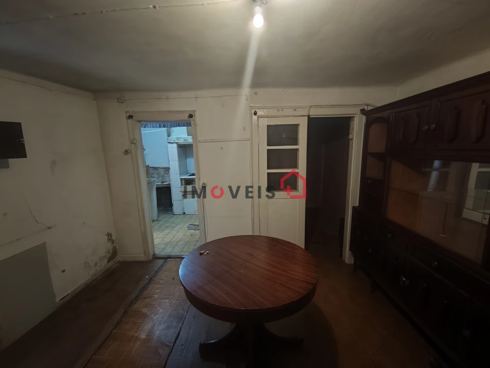 Apartamento T1 para Venda em Santa Maria Maior Foto 2