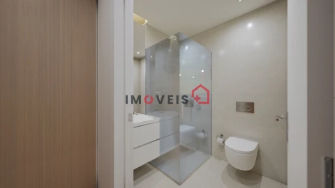 Apartamento T2 para Venda em Leiria, Pousos, Barreira e Cortes