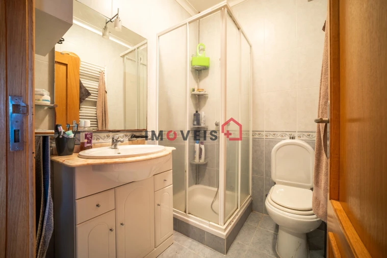 Apartamento T3 para Venda em Leiria, Pousos, Barreira e Cortes Foto 11