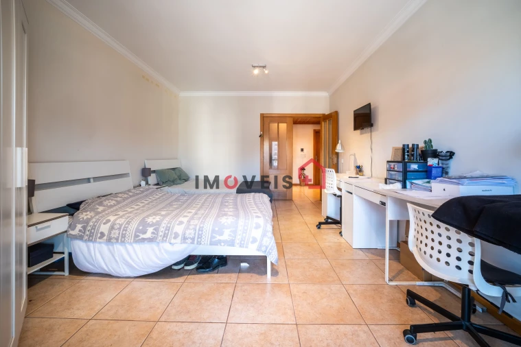Apartamento T3 para Venda em Leiria, Pousos, Barreira e Cortes Foto 17