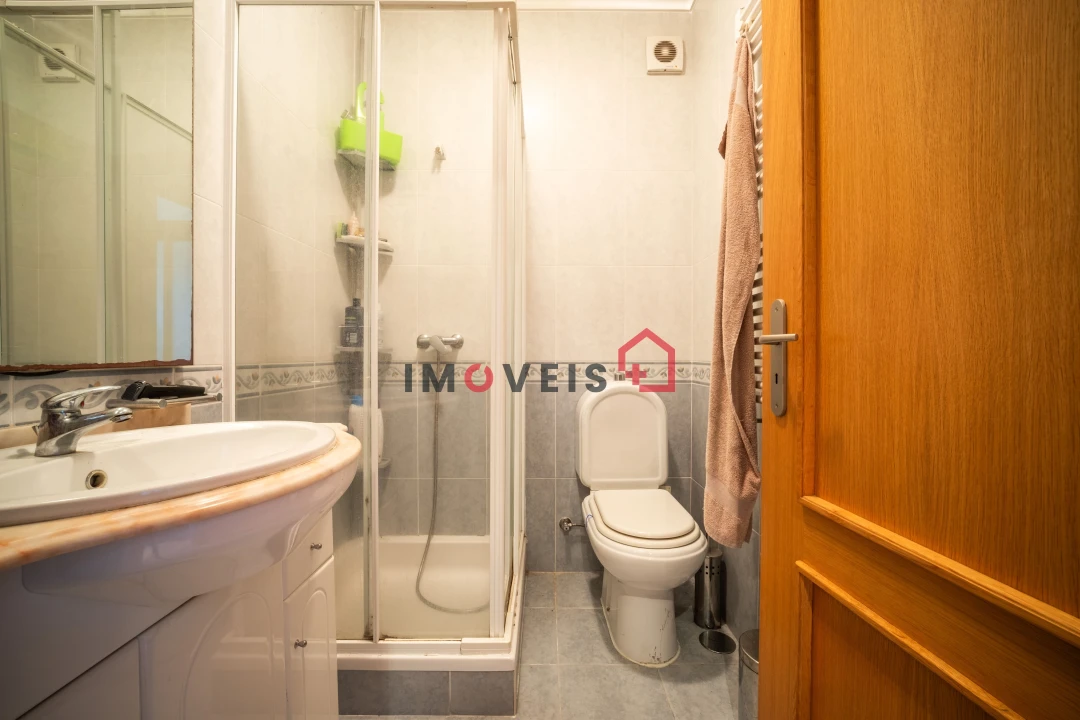 Apartamento T3 para Venda em Leiria, Pousos, Barreira e Cortes Foto 12