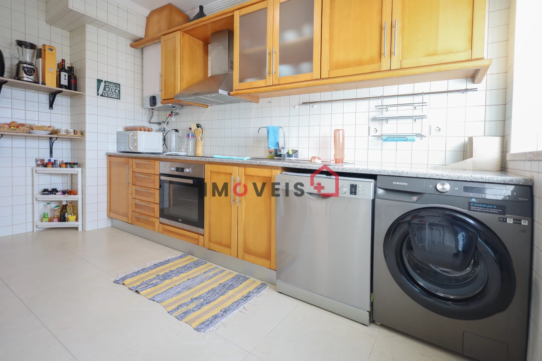 Apartamento T2 para Venda em Coimbrão Foto 7