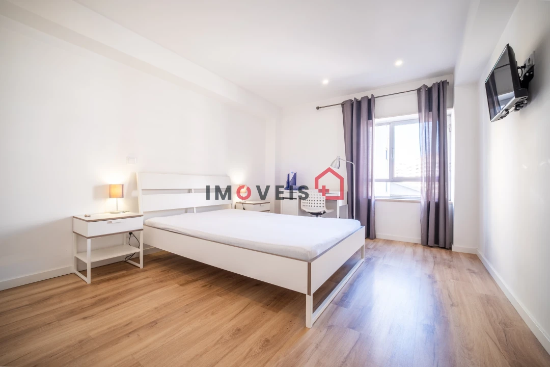 Apartamento T3 para Venda em Leiria, Pousos, Barreira e Cortes Foto 13
