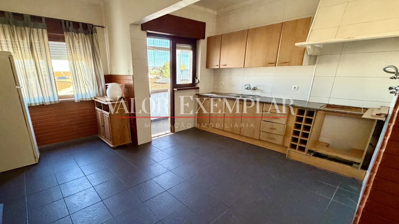 Apartamento T3 para Venda em União das Freguesias de Setúbal Foto 1