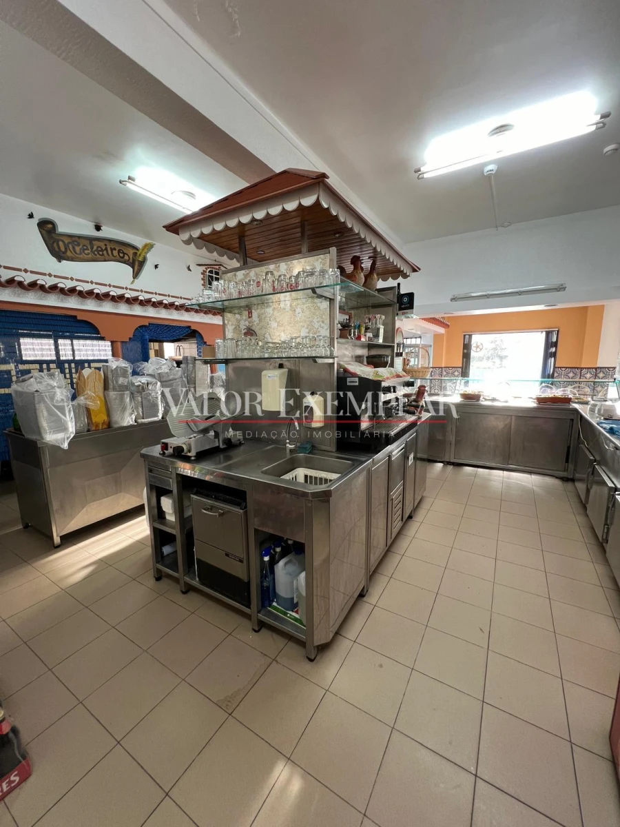 Negócio para Venda em Setubal (São Sebastião) Foto 8