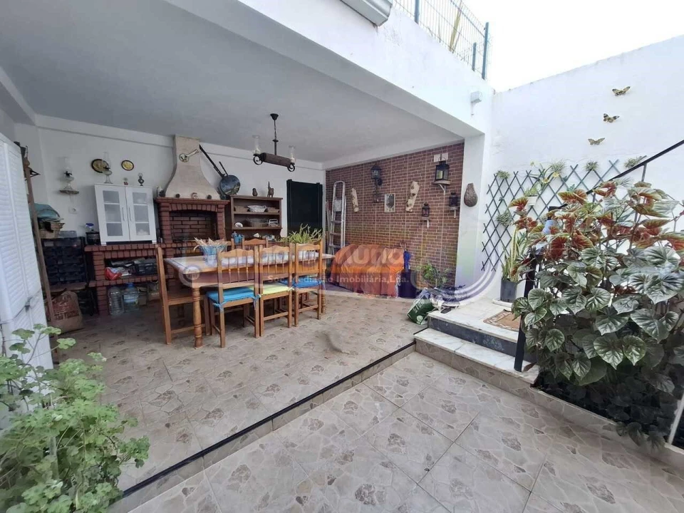 Moradia T6 para Venda em Benavente Foto 1