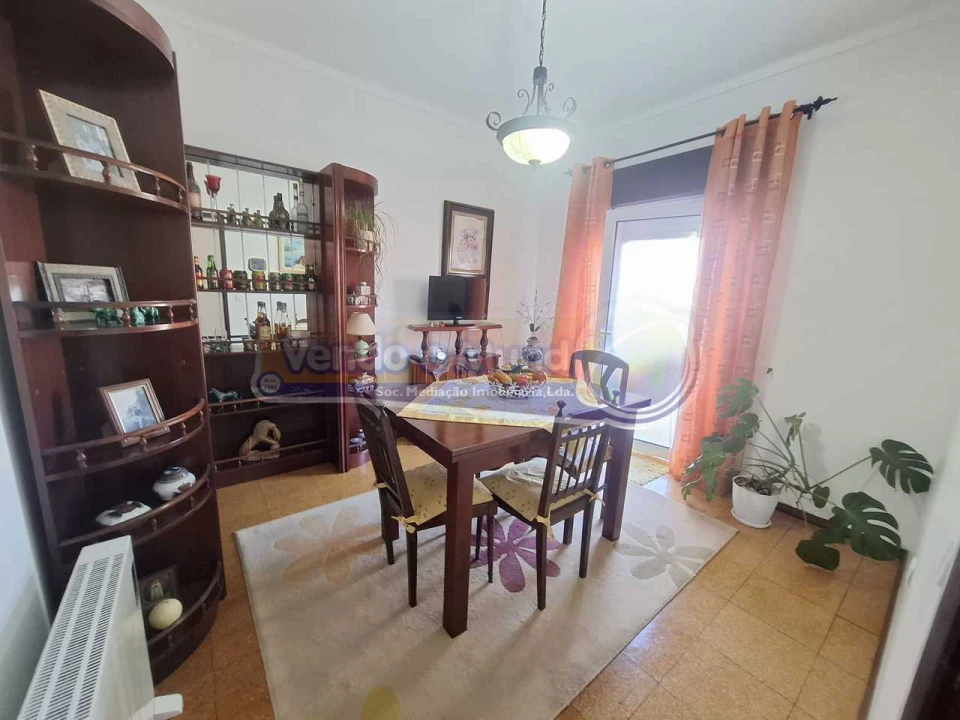 Moradia T6 para Venda em Benavente Foto 11