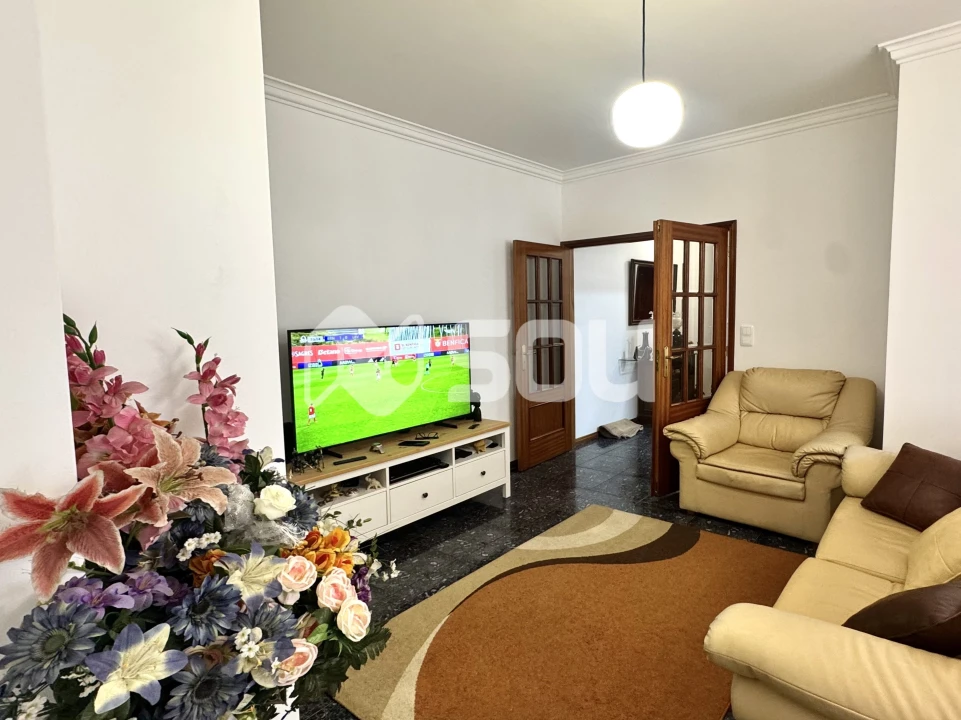 Apartamento T2 para Venda em Fânzeres e São Pedro da Cova Foto 4