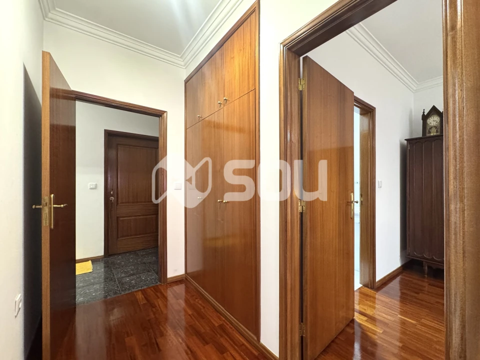 Apartamento T2 para Venda em Fânzeres e São Pedro da Cova Foto 11