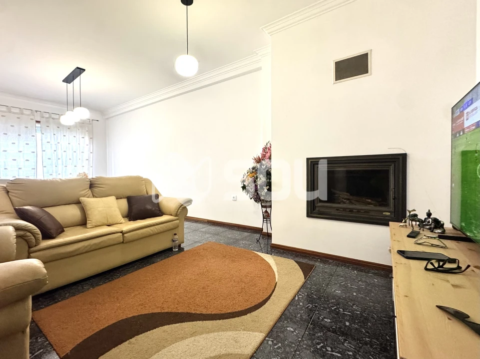 Apartamento T2 para Venda em Fânzeres e São Pedro da Cova Foto 5