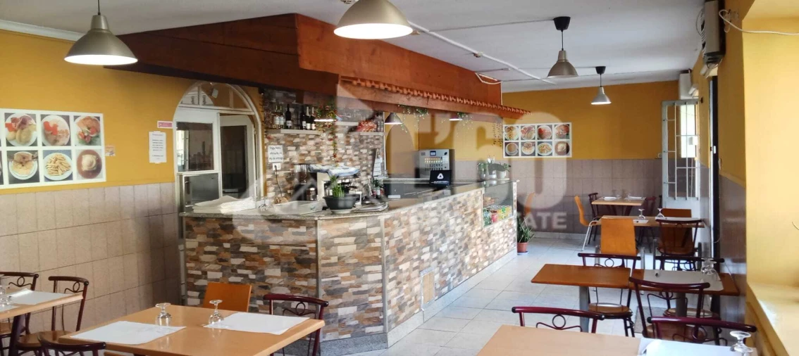 Negócio para Venda em Arcozelo