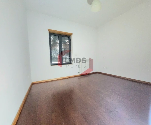 Apartamento T2 para Venda em Oliveira do Douro Foto 16