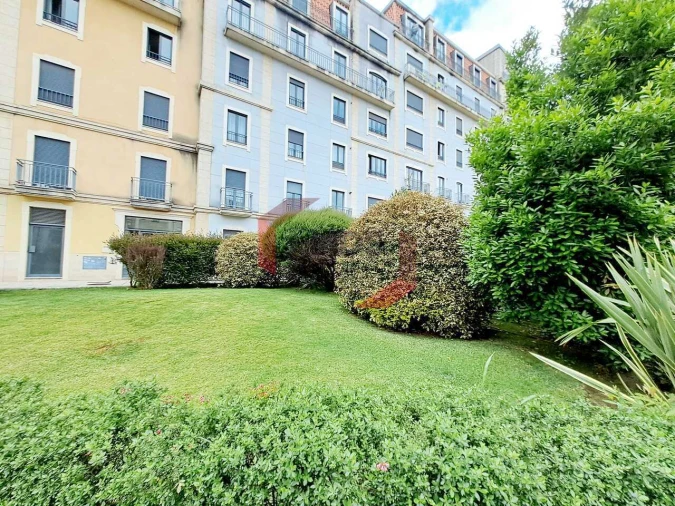 Apartamento T2 para Venda em Oliveira do Douro Foto 1