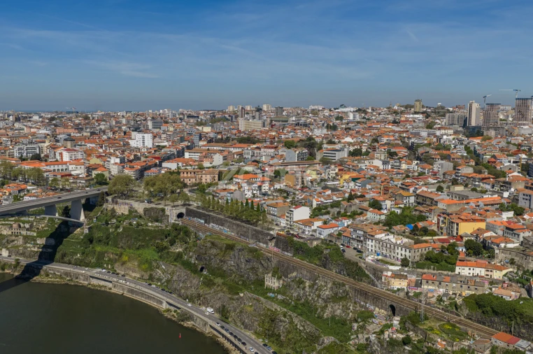 Moradia T4 para Venda em Bonfim Foto 52