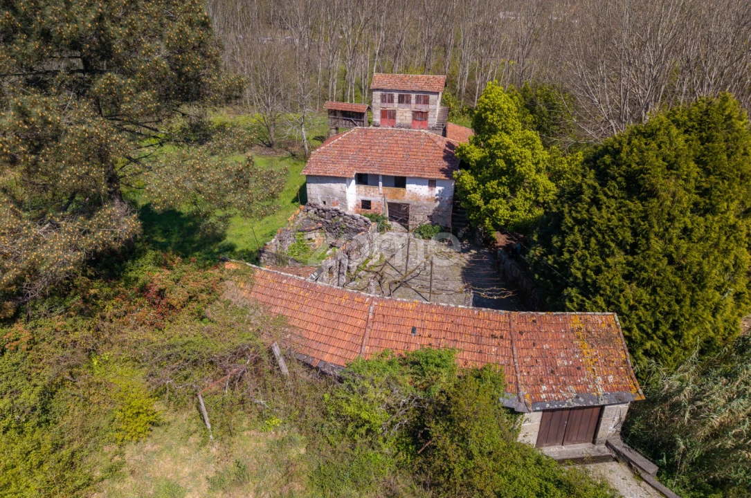 Quinta T2 para Venda em Cete Foto 1