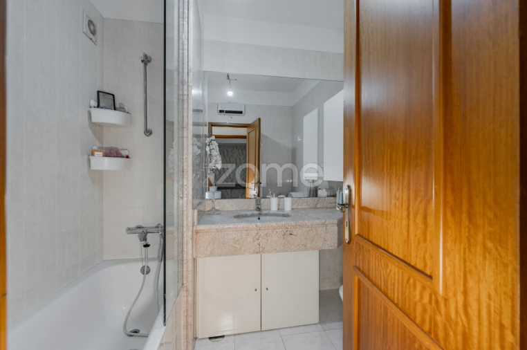 Apartamento T3 para Venda em Vila Nova de Famalicão e Calendário Foto 16